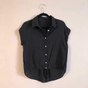 NWOT Black short-sleeves button up